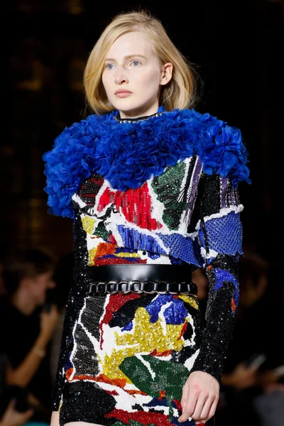 Look 98